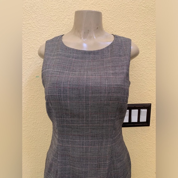 Hobbs London Size US 6 Windowpane Plaid Sleeveless Sheath Dress - Picture 3 of 12